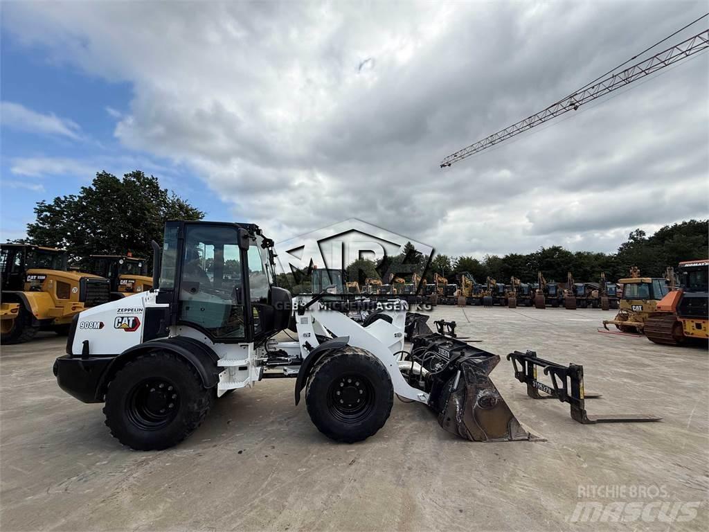 CAT 908 M Фронтальні навантажувачі