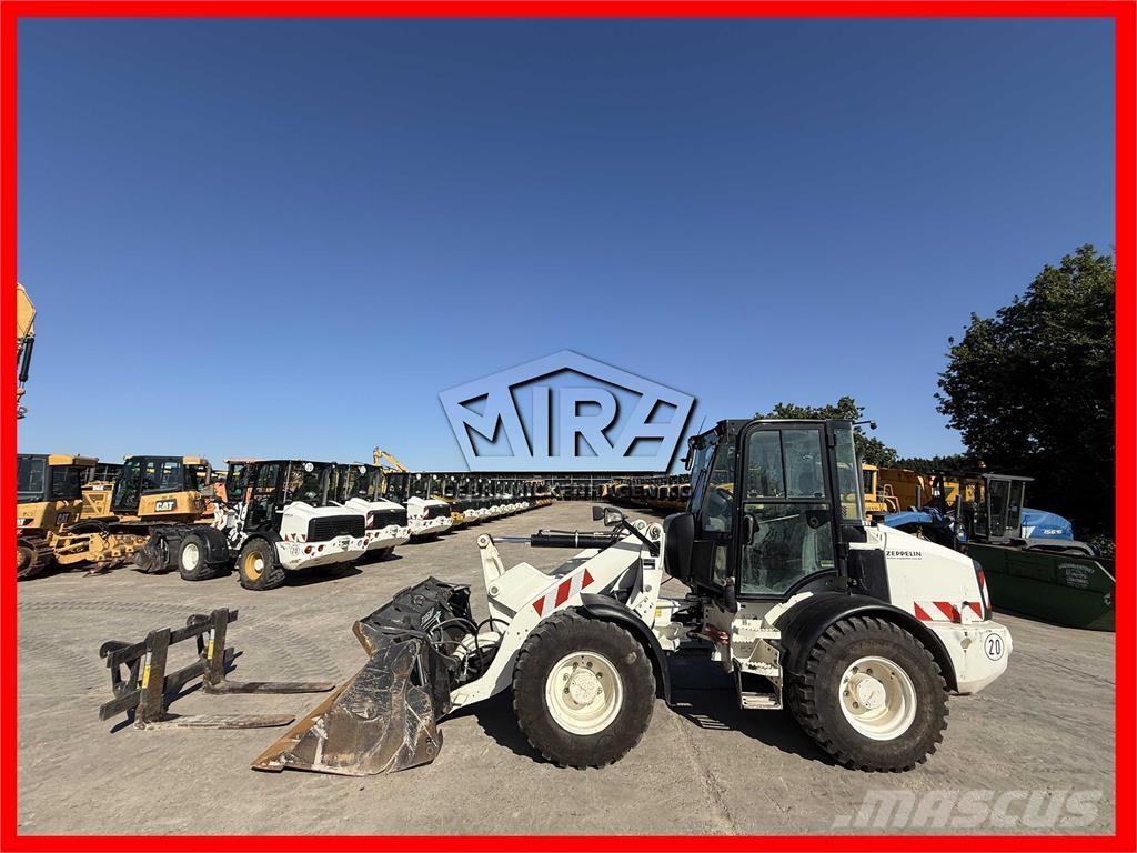 CAT 908 M Фронтальні навантажувачі