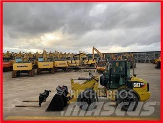 CAT 908M Фронтальні навантажувачі