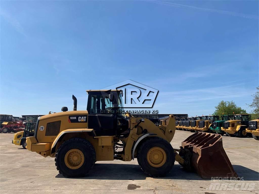 CAT 938K Фронтальні навантажувачі