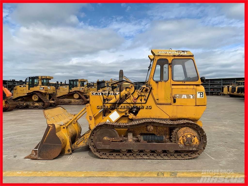 CAT 941 Гусеничні вантажники