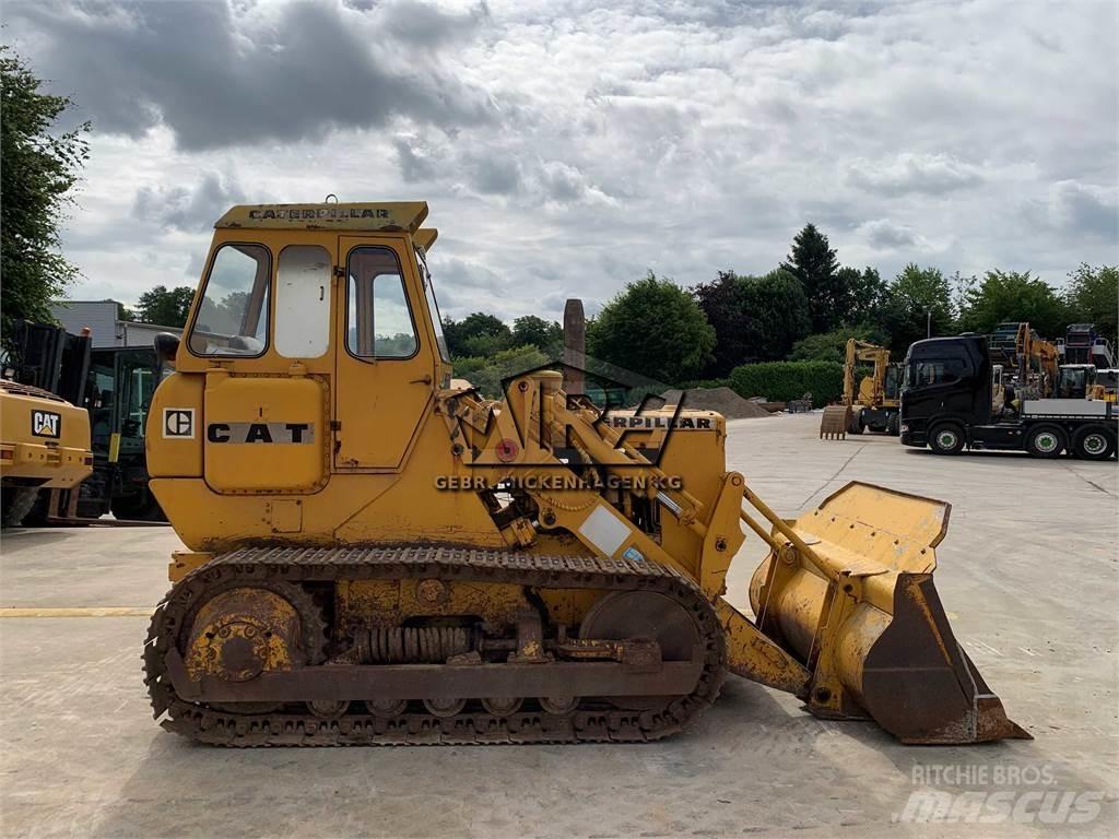 CAT 941 Гусеничні вантажники