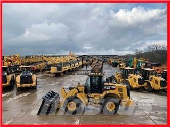 CAT 962M ( 950 M ) Фронтальні навантажувачі