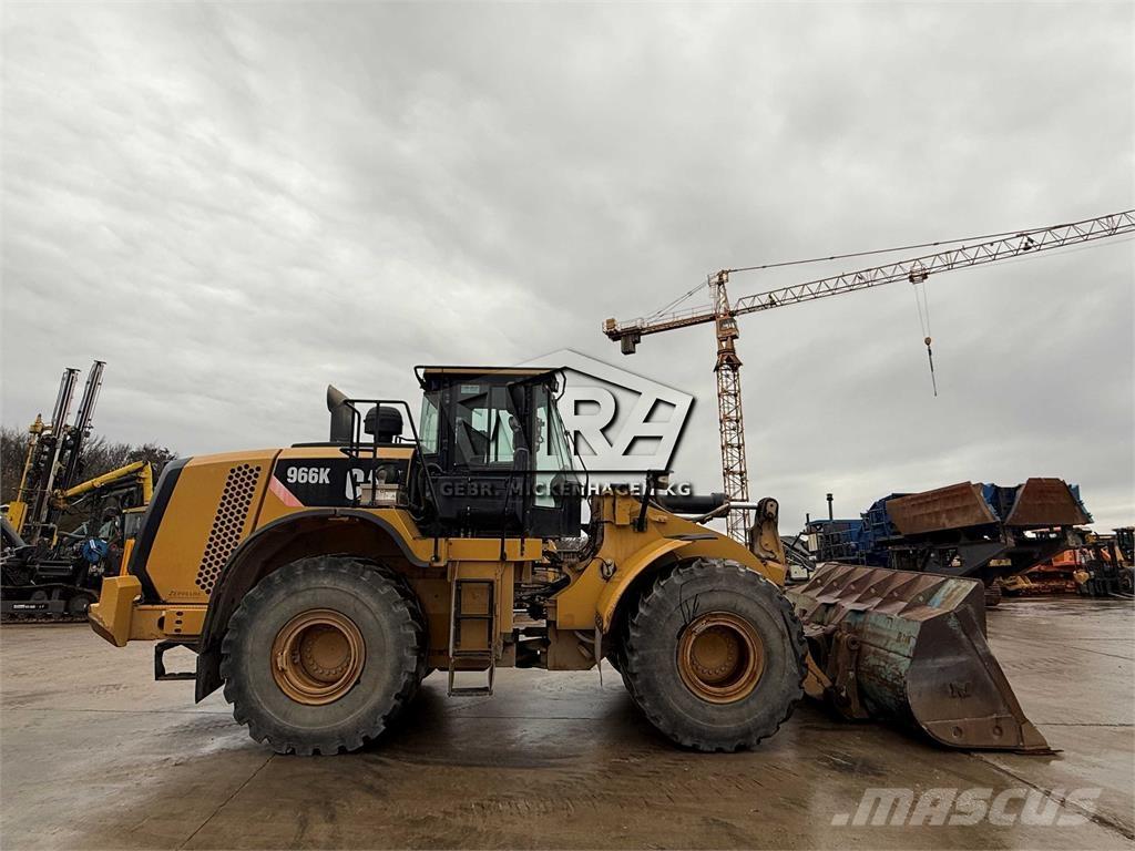 CAT 966K Фронтальні навантажувачі