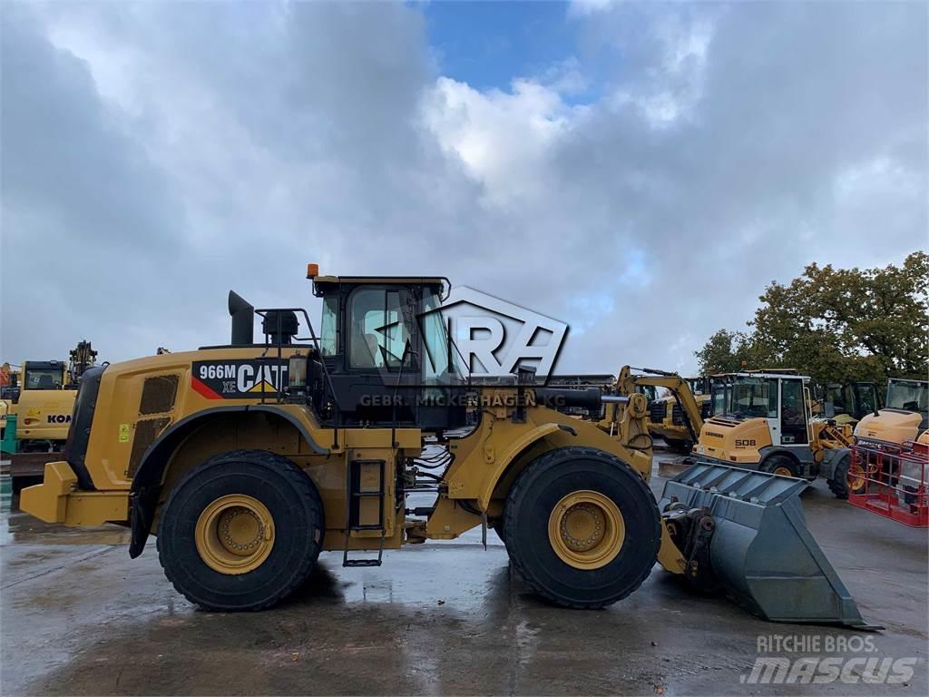CAT 966M XE Фронтальні навантажувачі
