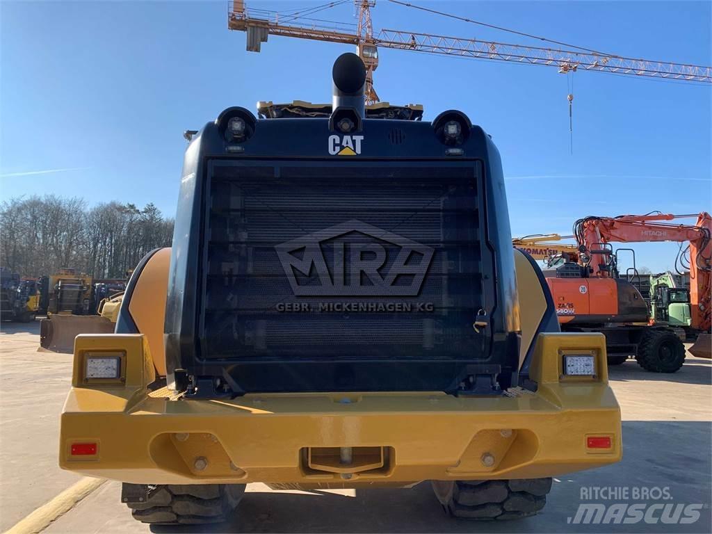 CAT 966M XE Фронтальні навантажувачі