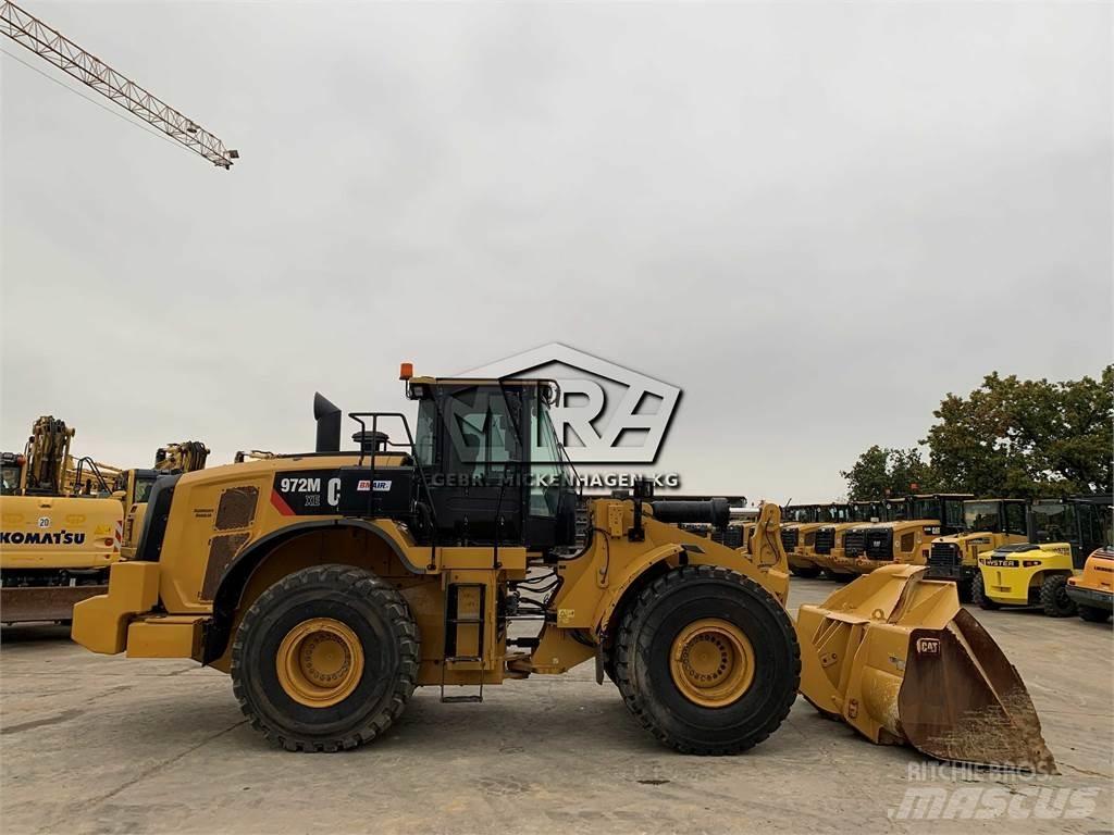 CAT 972M XE Фронтальні навантажувачі