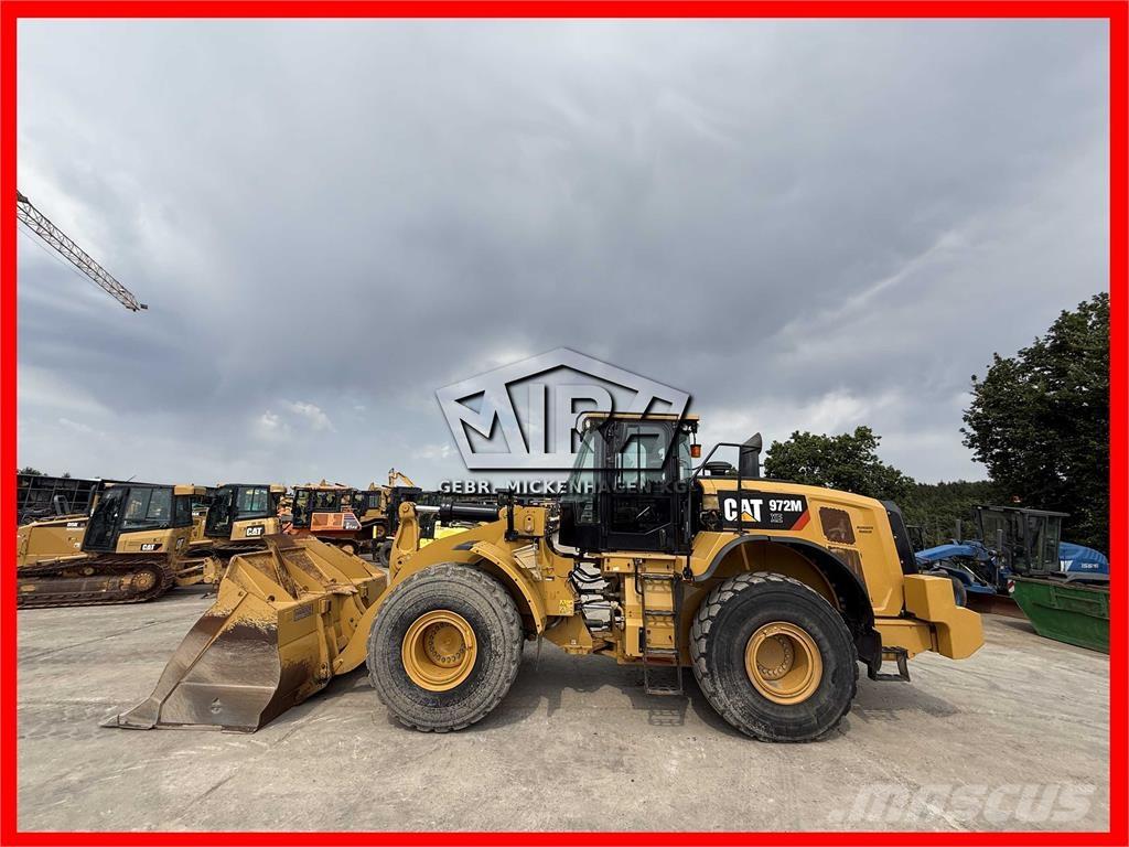CAT 972M XE Фронтальні навантажувачі