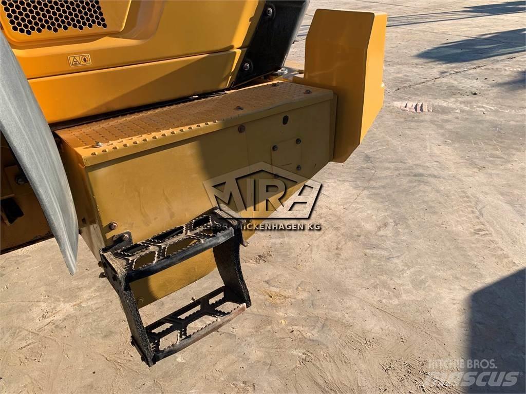 CAT 980M Фронтальні навантажувачі