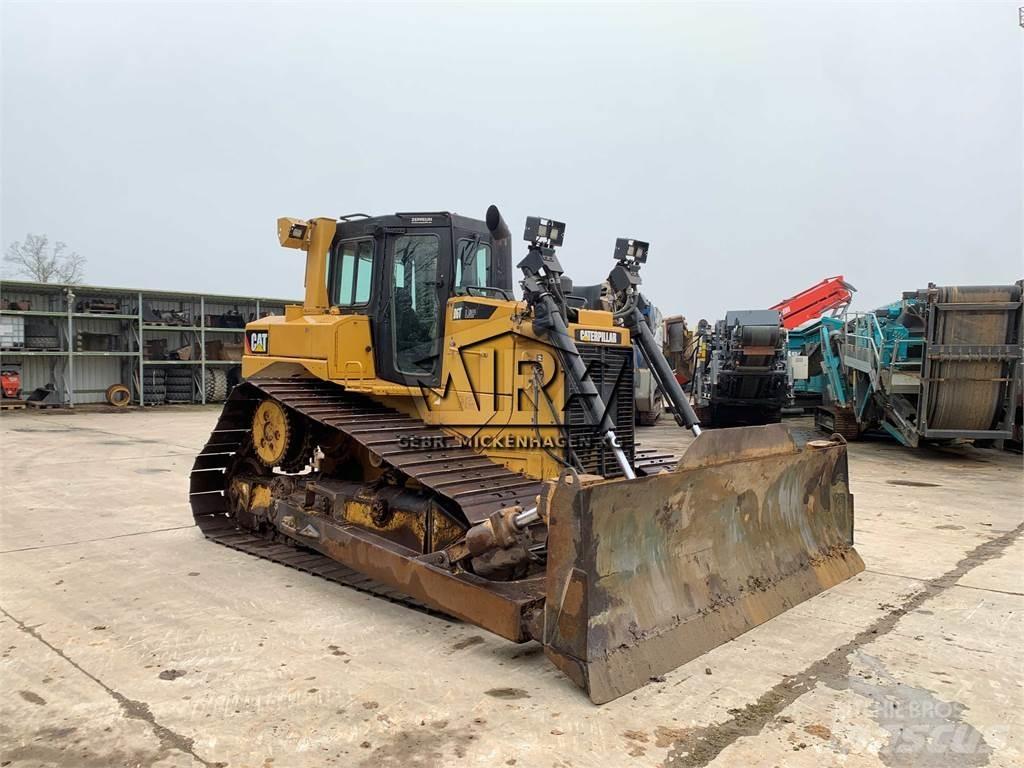 CAT D 6 T LGP Гусеничні бульдозери