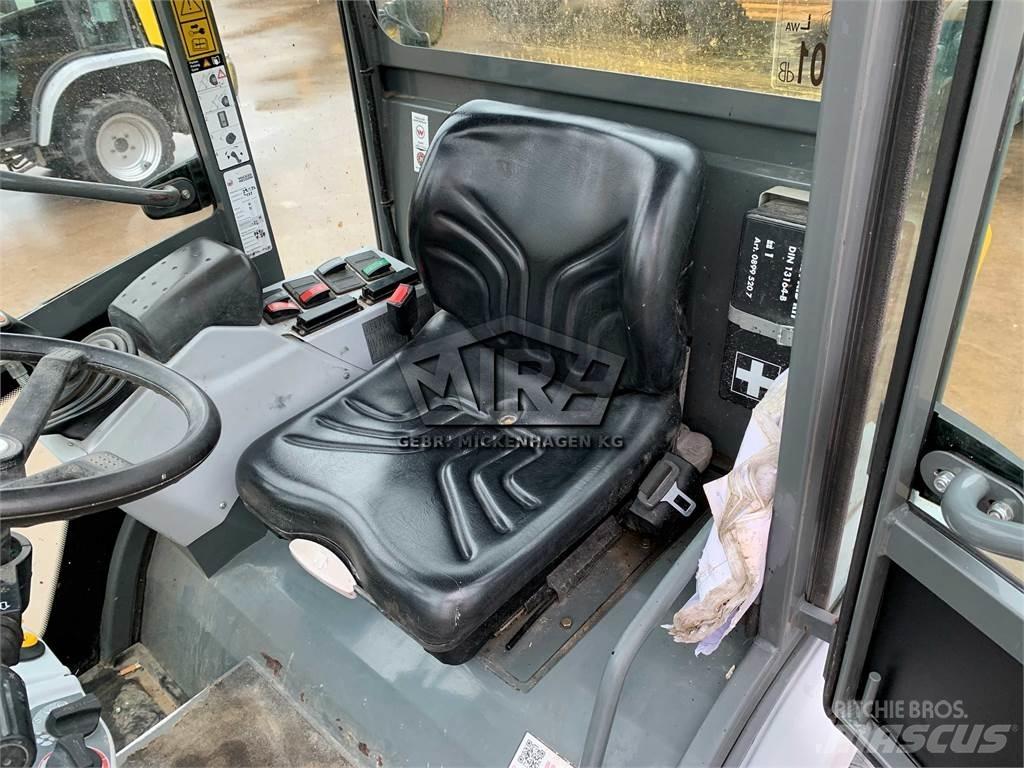 Kramer 5035 Фронтальні навантажувачі