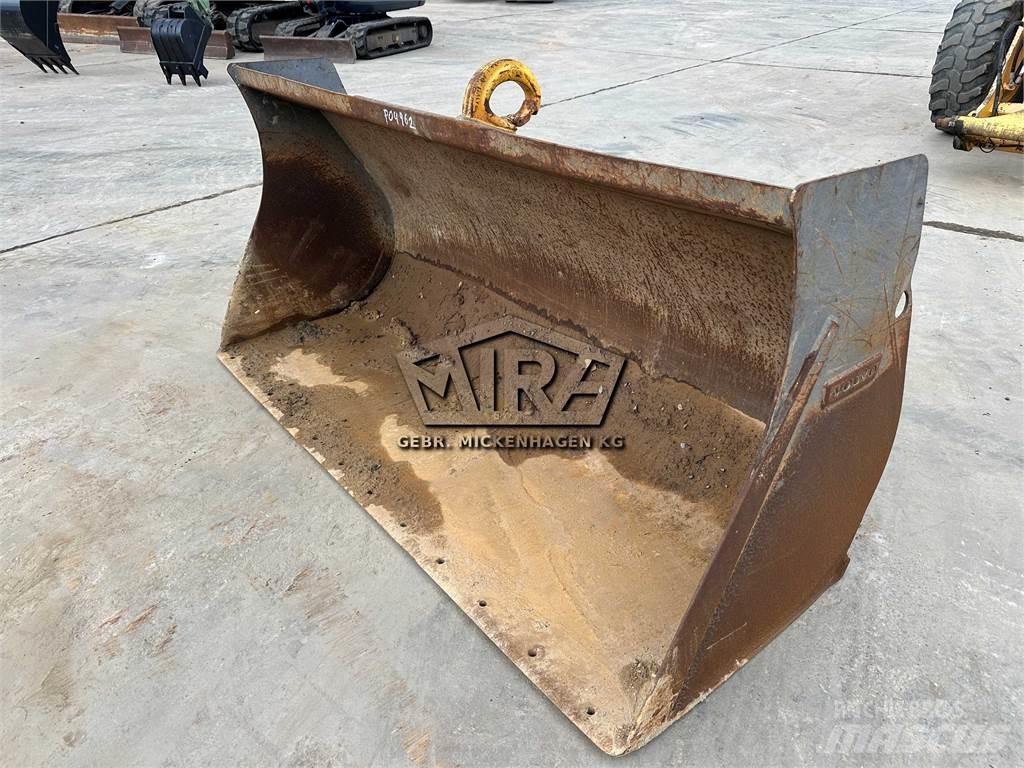 Volvo 2100 mm / L35 Ковші