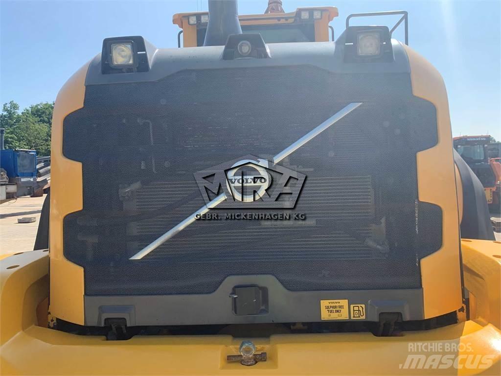 Volvo L 180 G Фронтальні навантажувачі