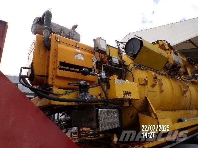  Assmann 8,0/236 PW Комбі/Вакуумні вантажівки