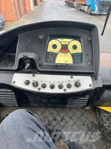 Bomag BW213DH-4 Інші дорожні катки