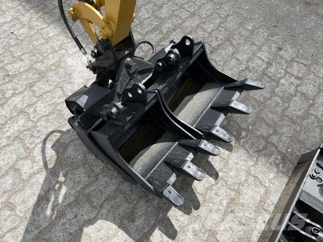 CAT 300.9D Будтехніка - Інші