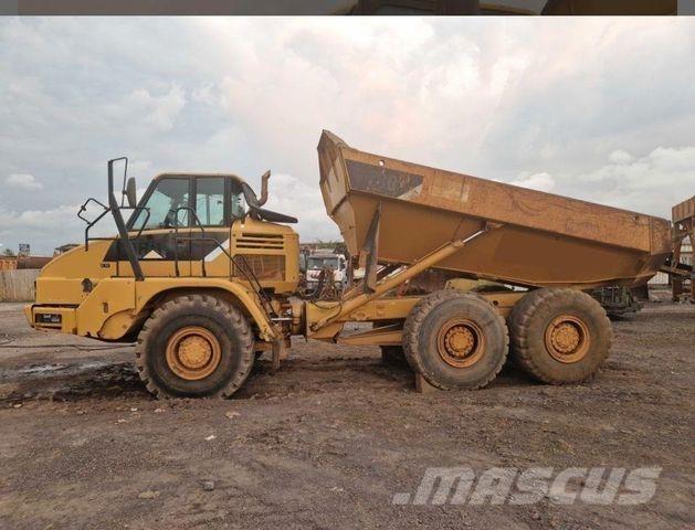 CAT 730 Зчленовані самоскиди
