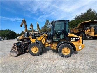 CAT 907 H2 Фронтальні навантажувачі