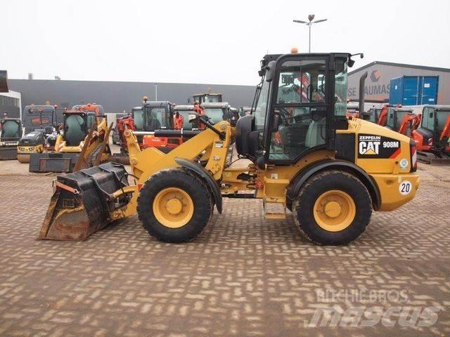CAT 908M / 35 km/h Фронтальні навантажувачі