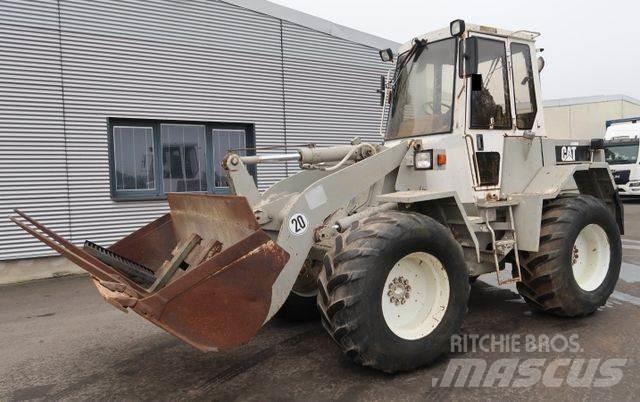 CAT 910 E Фронтальні навантажувачі