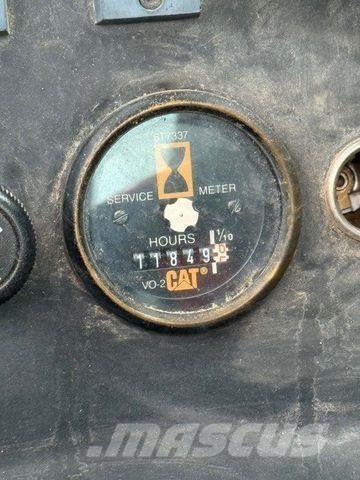 CAT 924F Фронтальні навантажувачі