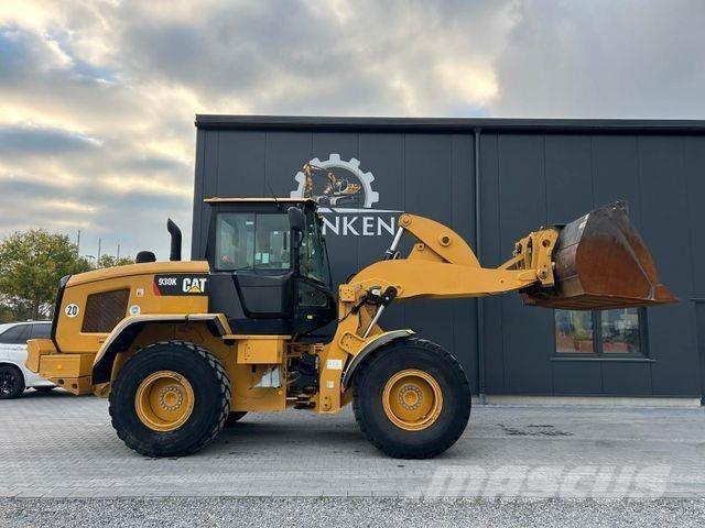 CAT 930K Radlader Фронтальні навантажувачі