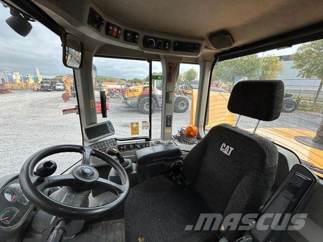CAT 930K Radlader Фронтальні навантажувачі