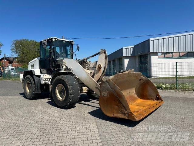 CAT 938 M / High Lift Фронтальні навантажувачі