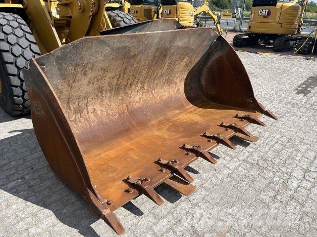 CAT 938M Будтехніка - Інші
