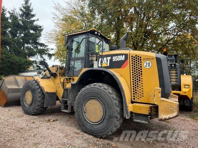 CAT 950 M Фронтальні навантажувачі