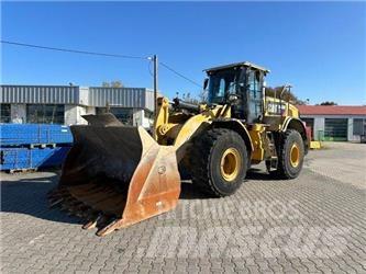 CAT 966 M XE Фронтальні навантажувачі