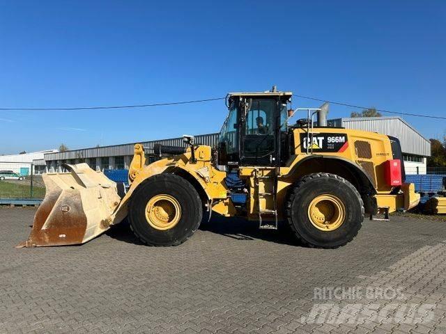 CAT 966 M XE Фронтальні навантажувачі