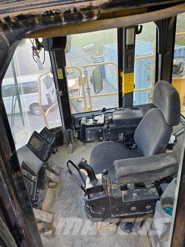 CAT 988 H Фронтальні навантажувачі