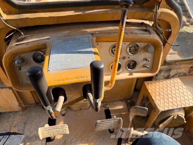 CAT D6C Гусеничні бульдозери