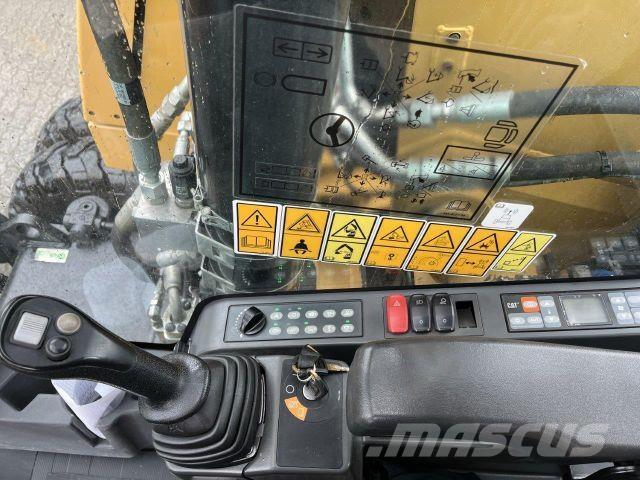 CAT M320F Будтехніка - Інші