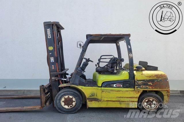 Clark C55SD Дизельні навантажувачі