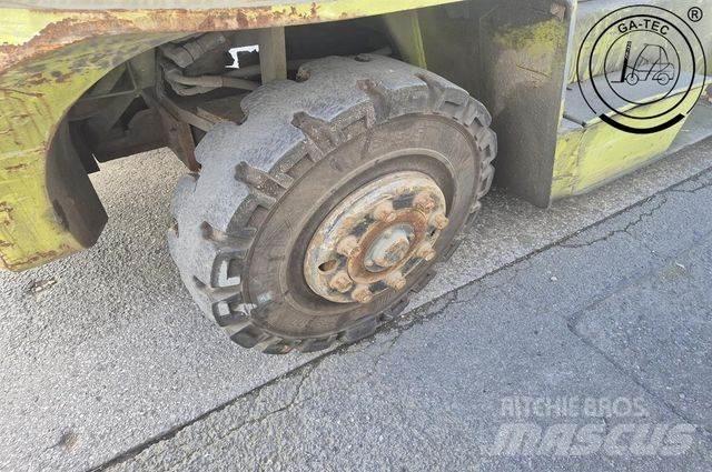 Clark C80D Дизельні навантажувачі