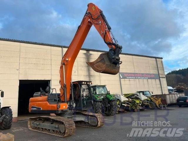 Doosan DX 225 LC-5 Гусеничні екскаватори
