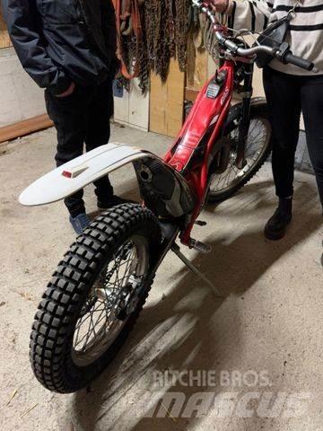  Gasgas 125 ccm Вантажівки / спеціальні
