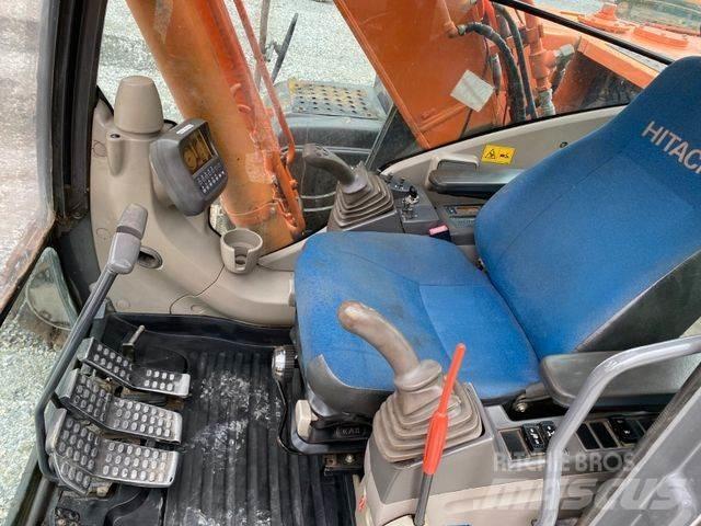 Hitachi ZX210-3 Гусеничні екскаватори