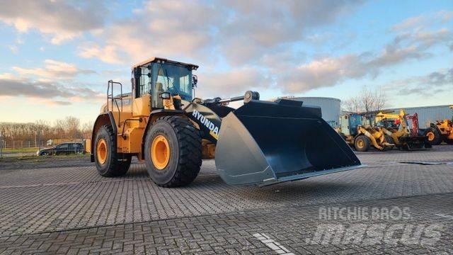 Hyundai HL970A XT Фронтальні навантажувачі