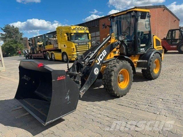 JCB 409 Фронтальні навантажувачі