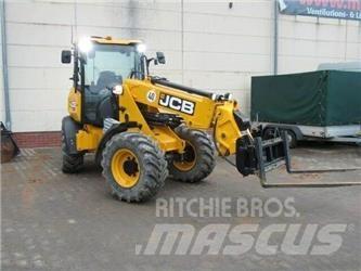 JCB TM220 Agri Фронтальні навантажувачі