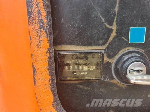 JLG 450 AJ - Колінчаті підйомники