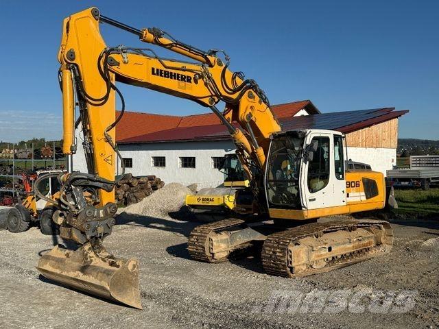 Liebherr R 906 LC Гусеничні екскаватори