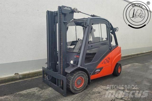 Linde H30D Дизельні навантажувачі