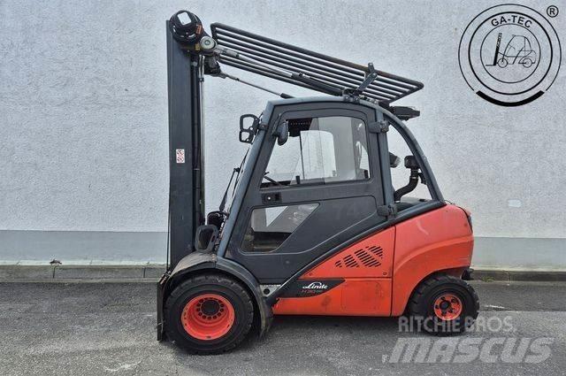 Linde H30D Дизельні навантажувачі