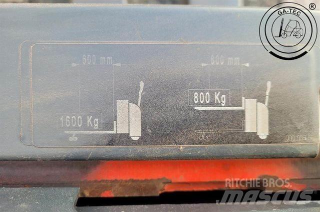 Linde L16L Підбирачі замовлень з нижніх ярусів