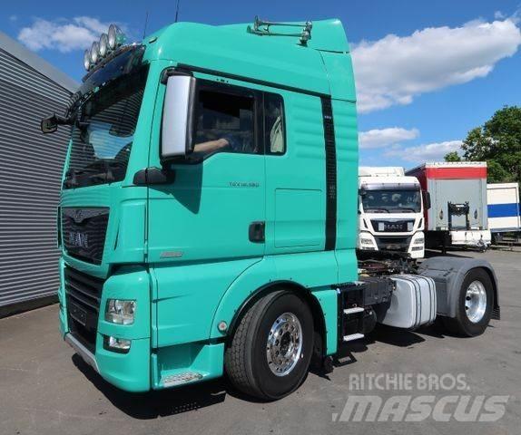 MAN TGX 18.560 FLLS Тягачі