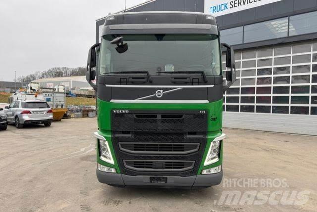 MAN TGX 33.520 6x4 Тягачі